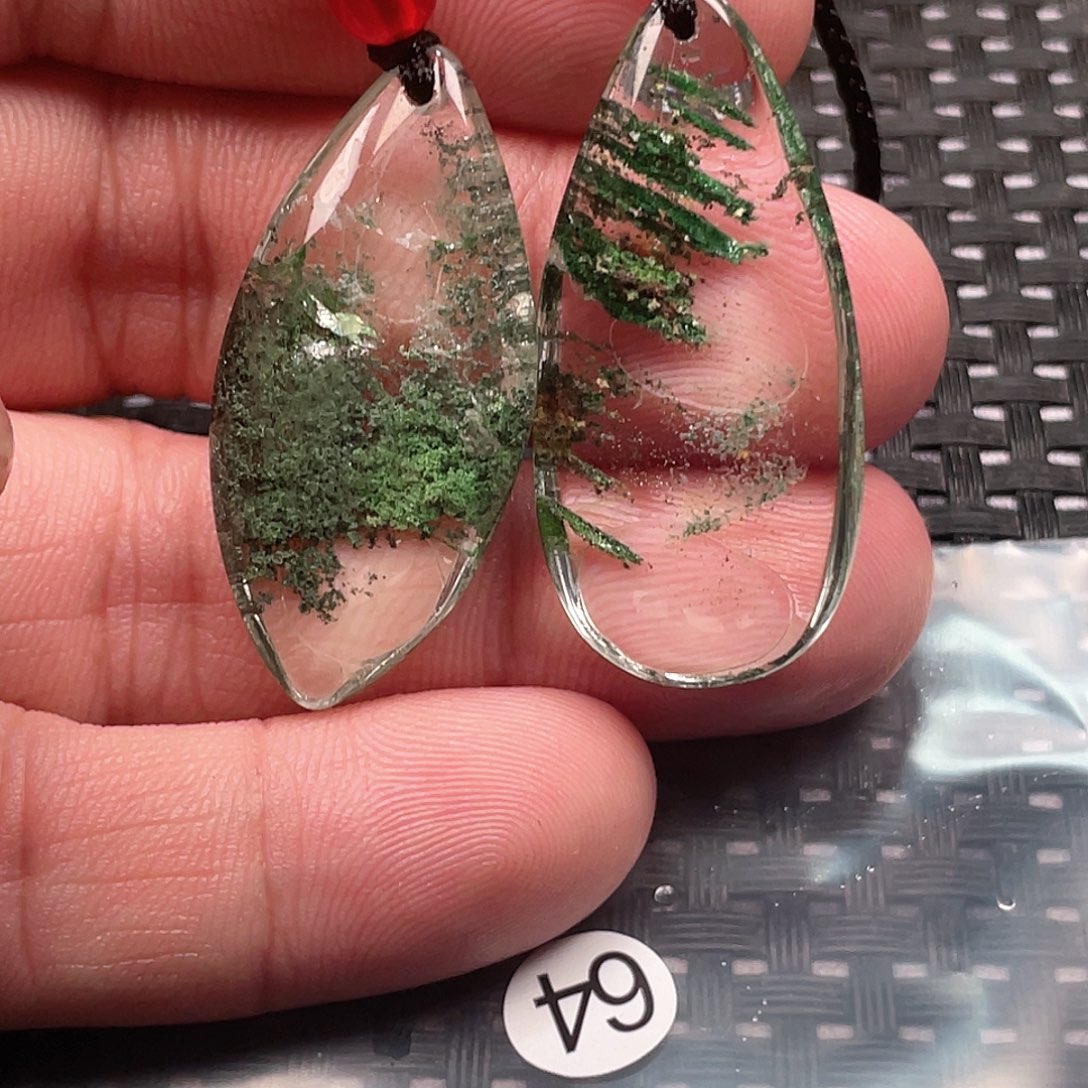 【闪购商品】颈饰未镶嵌水晶当***人
