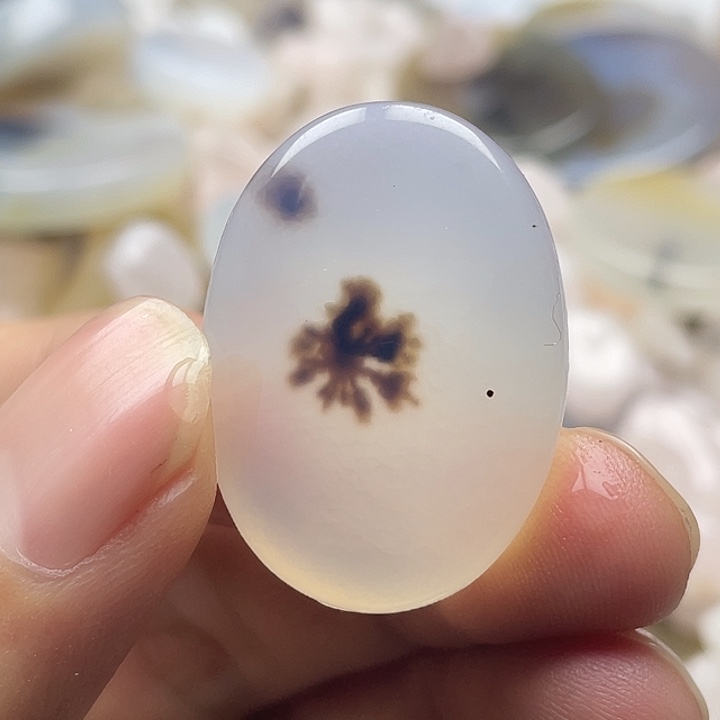 玛瑙/玉髓合金颈饰