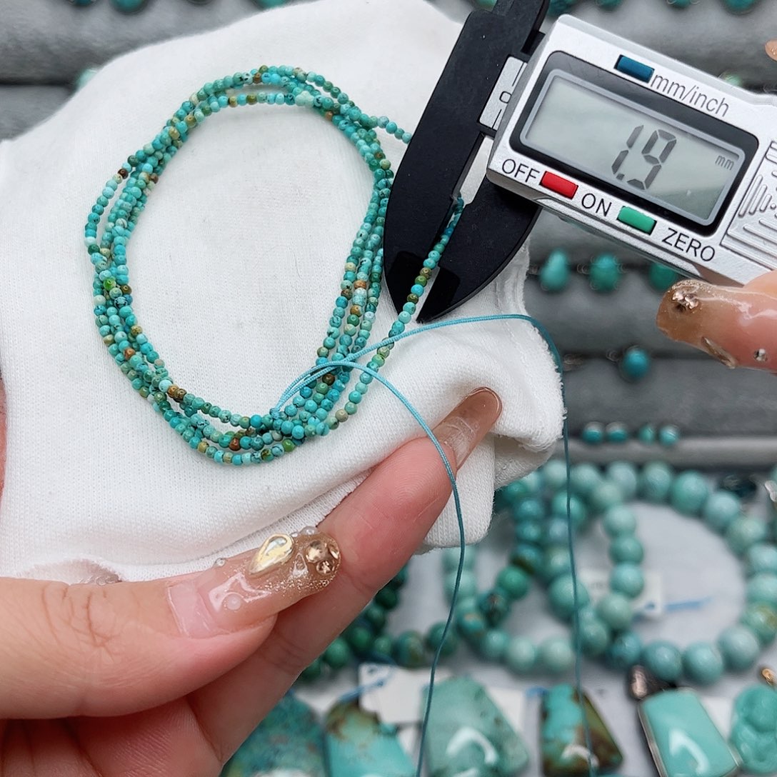 绿松石绿松石未镶嵌