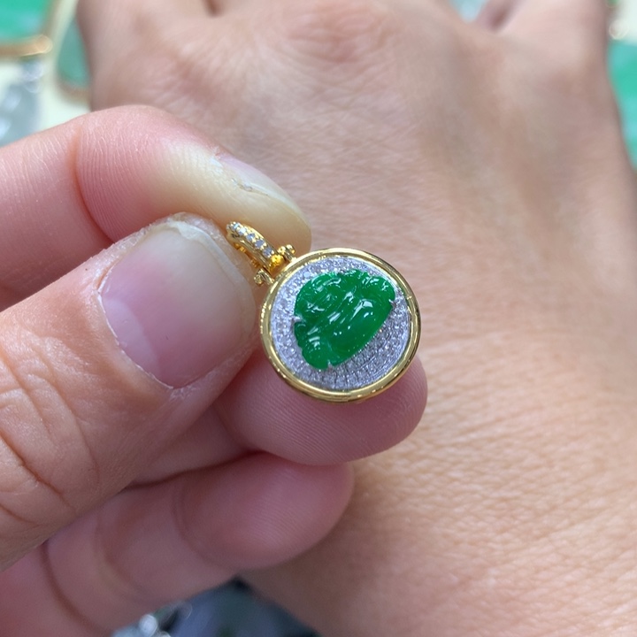 翡翠18K金镶嵌吊坠(不含链)