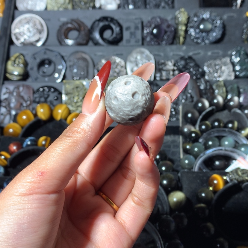 【闪购商品】黑曜岩珠宝奇石未镶嵌骨*