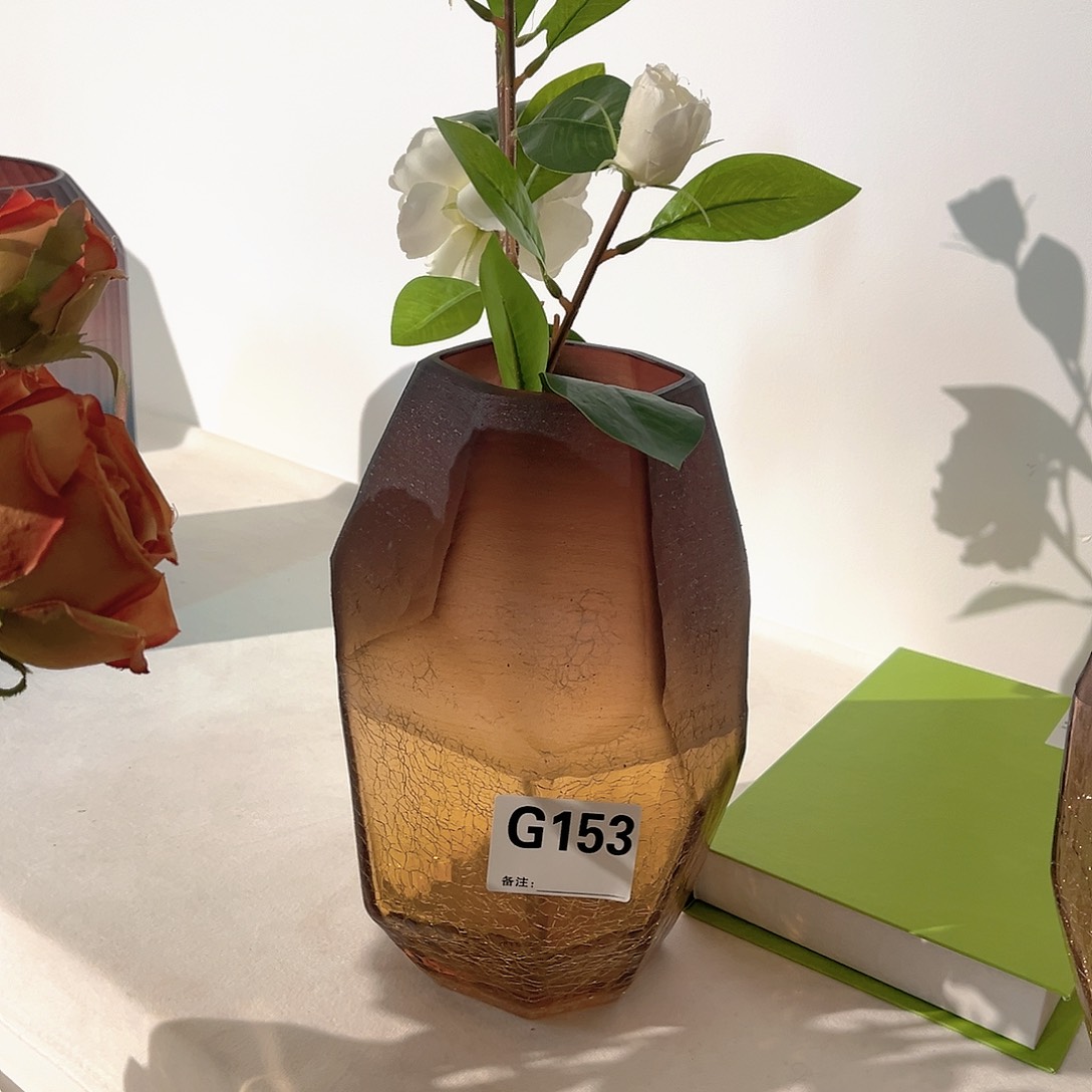 琉璃手工艺品我是赵思特