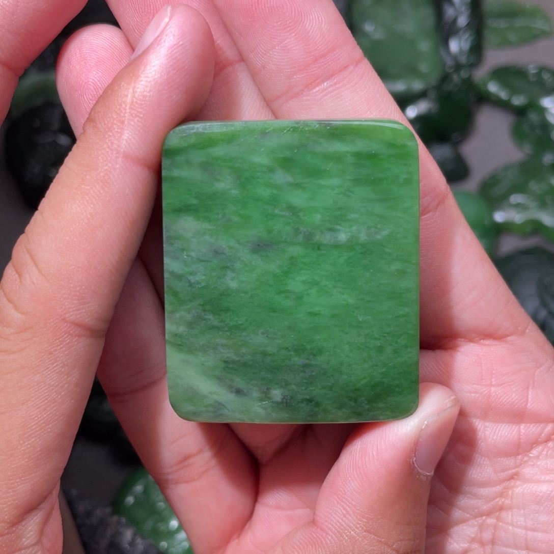 1***小和田玉（碧玉）未镶嵌颈饰定制