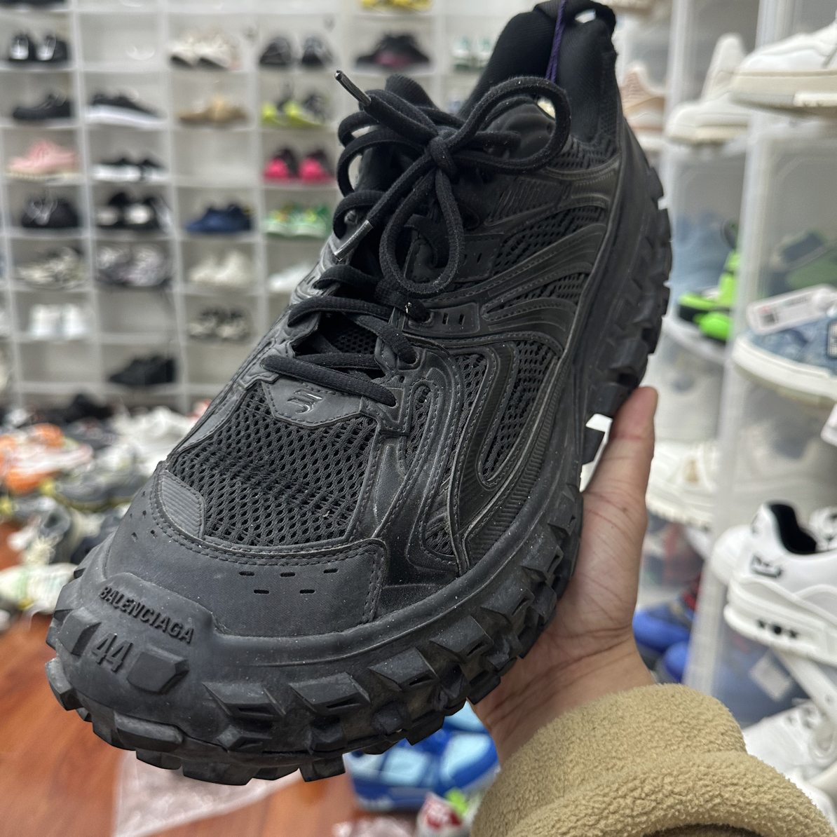 未使用 Balenciaga/巴黎世家 44 巴黎世家轮胎鞋 黑色