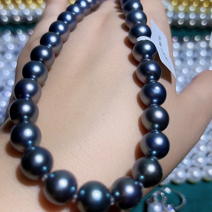 未镶嵌海水珍珠项链