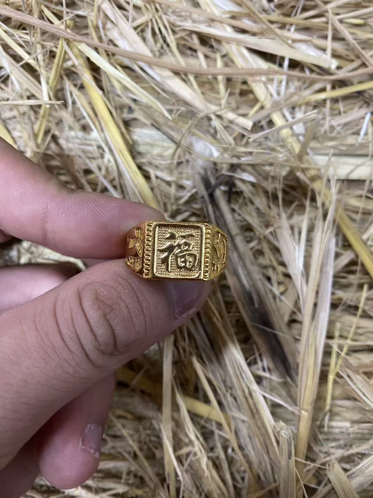 1个现代工艺品摆件ZF014现代复古摆件014