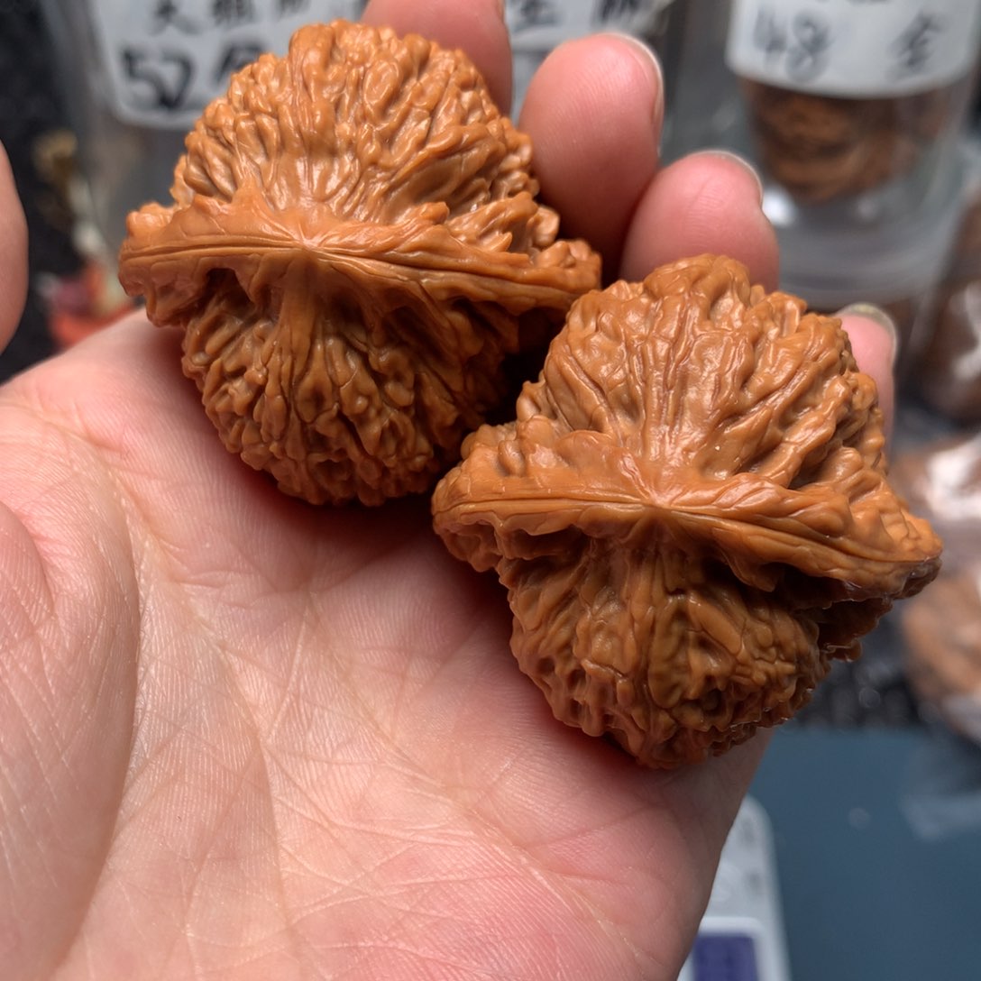 文玩核桃把件42-860- 3