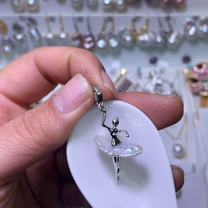 未镶嵌淡水珍珠颈饰01