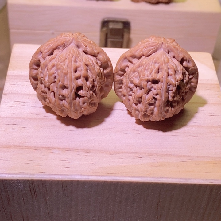 核桃手串/手链国**典全品白茬角白狮子头