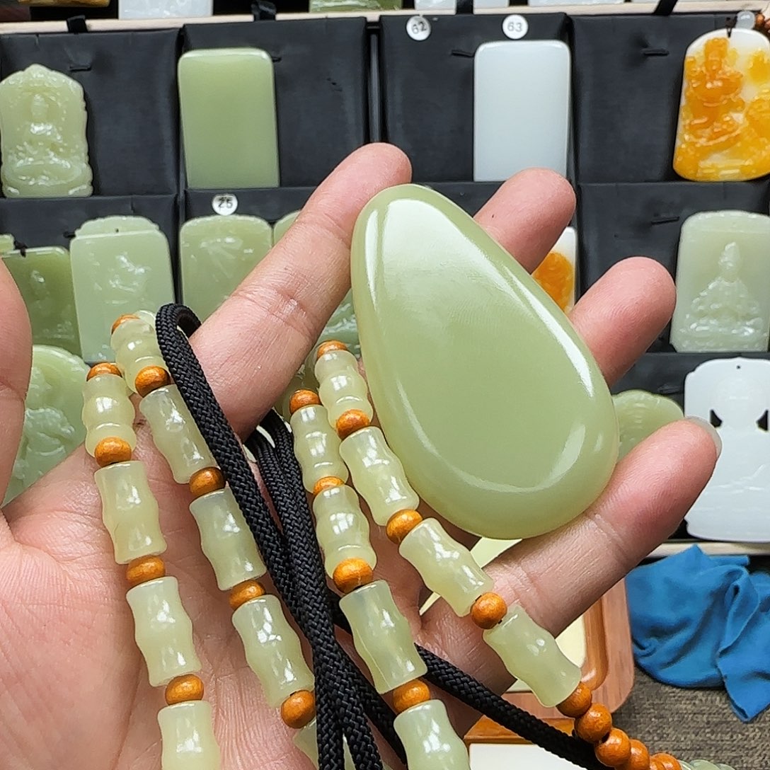 管***明一物一拍无事牌吊坠