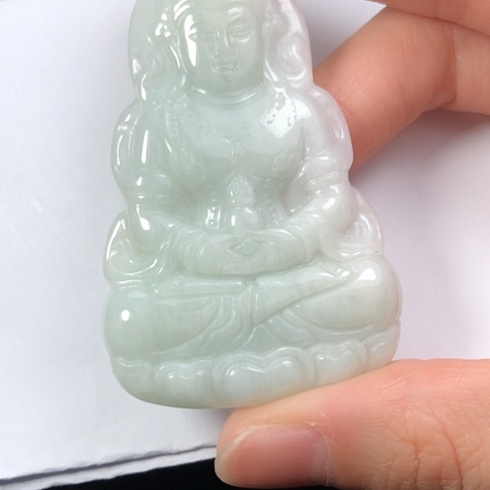 翡翠未镶嵌颈饰缅甸A货，每天下午1点半开播