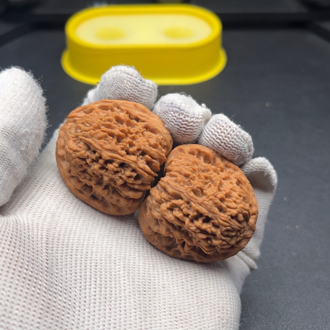 吊坠文玩核桃三角南疆