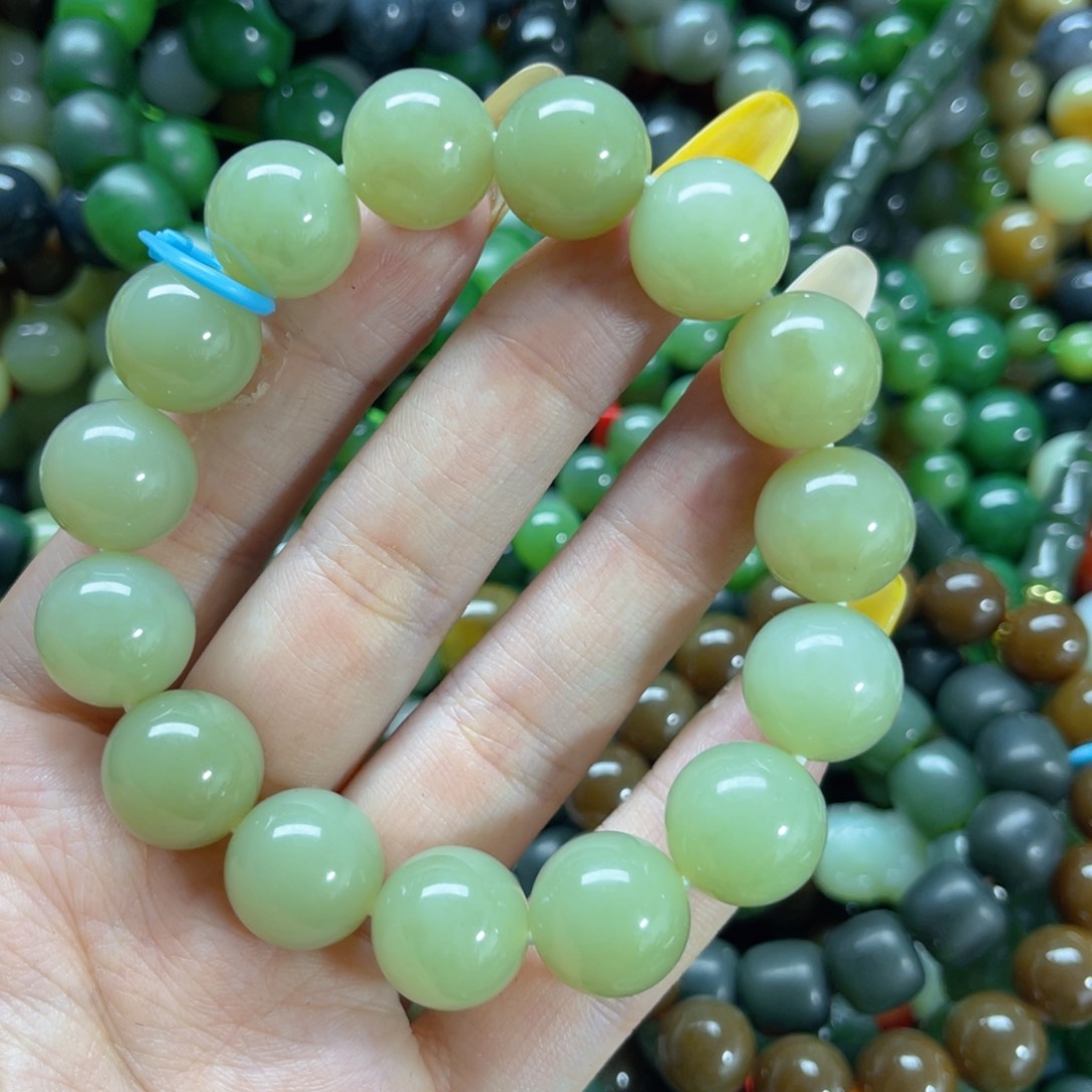 手串未镶嵌和田玉