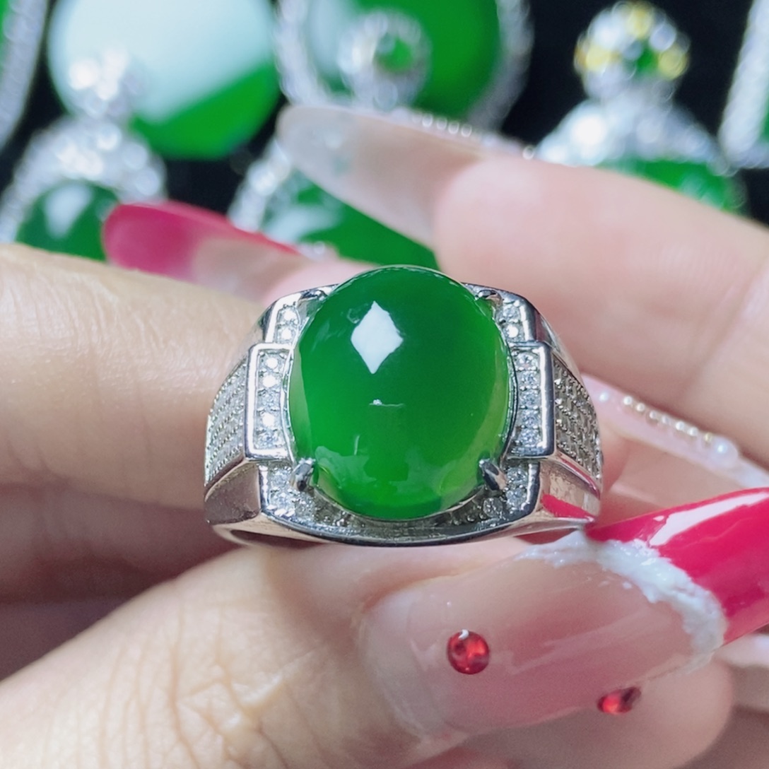 翡翠银S925镶嵌颈饰          