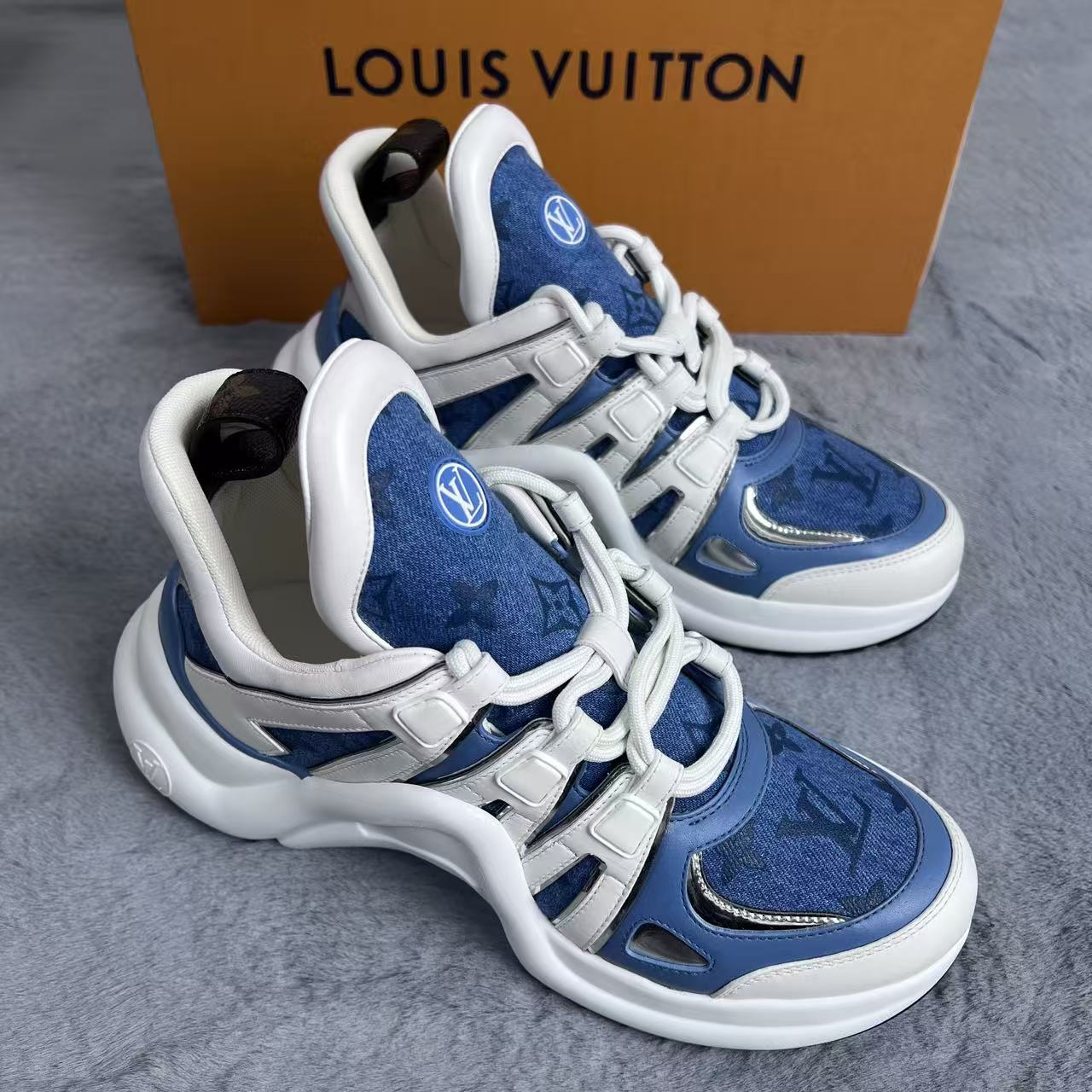 未使用 LouisVuitton/路易威登 37.5码！lv老爹鞋 丹宁低帮休闲鞋 