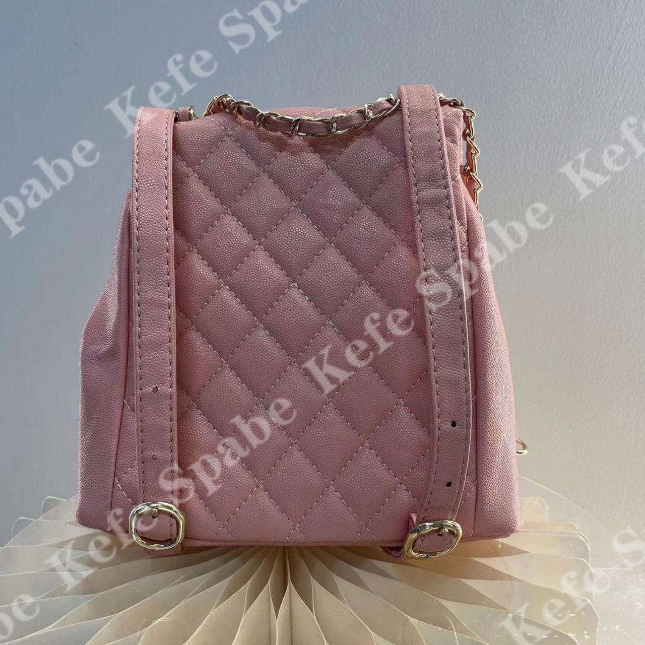 HM017 T25新款粉色小青蛙菱格鱼子酱双肩包-1