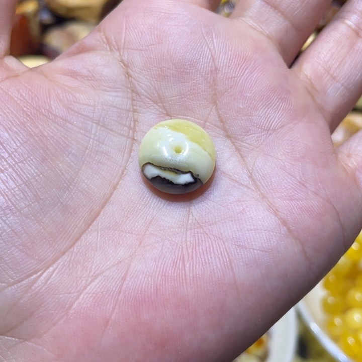琥珀未镶嵌吊坠(不含链)吊坠