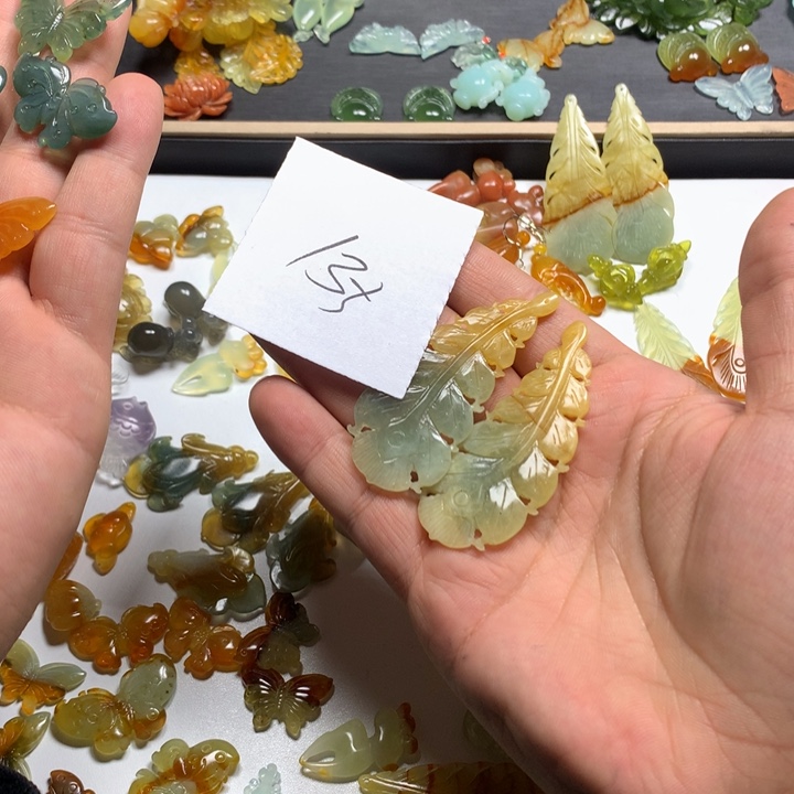 勿***忘蛇纹石玉合金耳钉