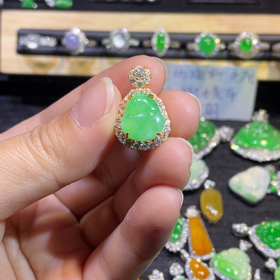 翡翠银S925镶嵌颈饰