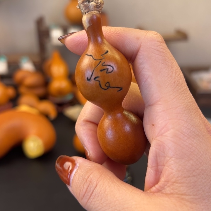 玉***翠咕噜咕噜噜噜咕噜