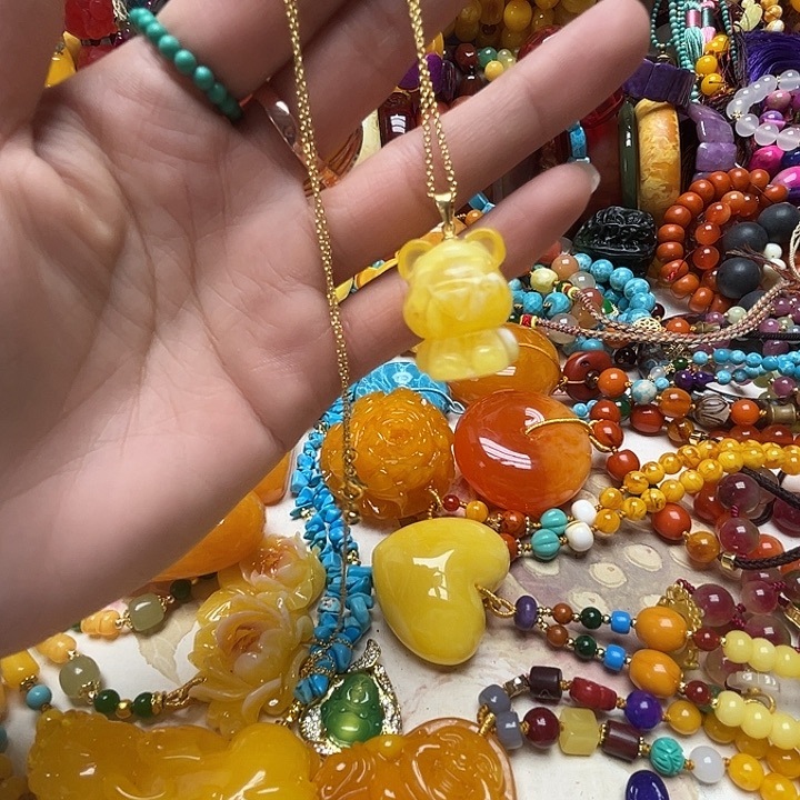 树脂制品981小熊锁骨链