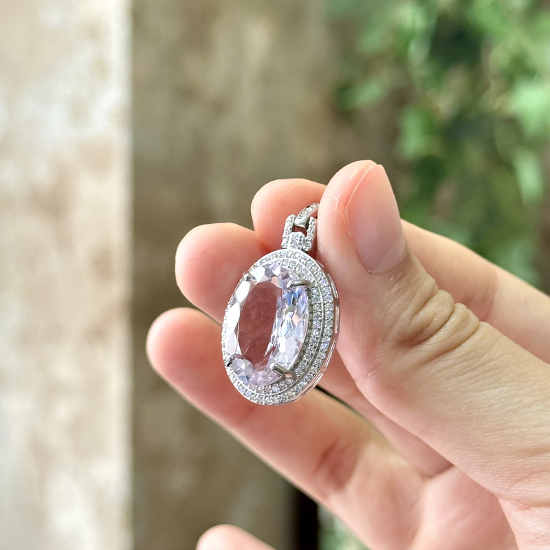 玻利维亚紫水晶椭圆切割约13*18mmS925银吊坠