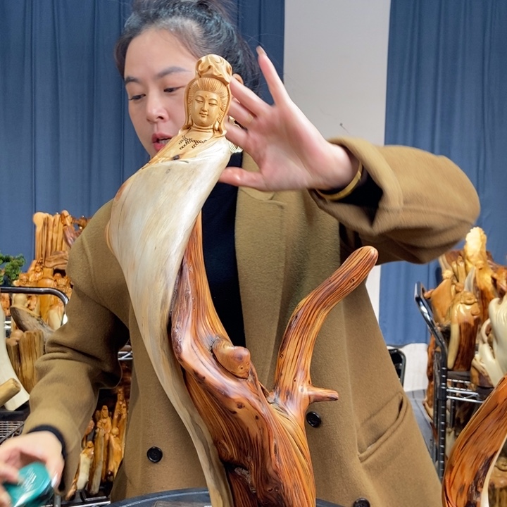 柏木（崖柏）随型摆件