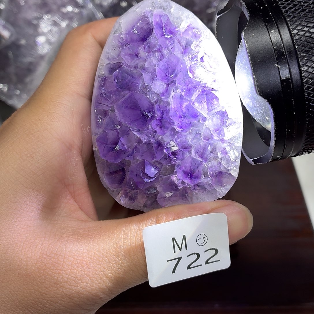 未镶嵌水晶大型摆件（非配饰）