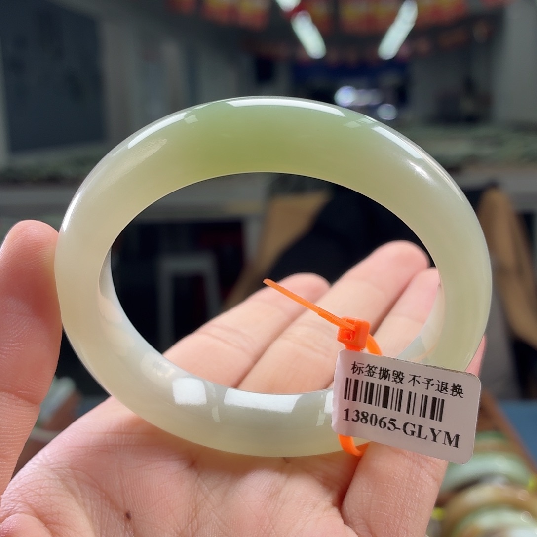 和田玉未镶嵌手镯5455