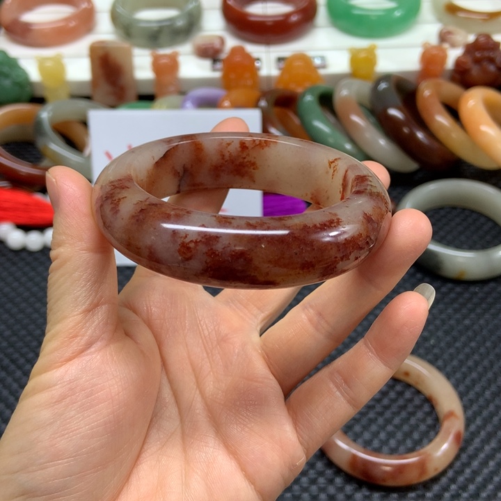 石英质玉未镶嵌手镯