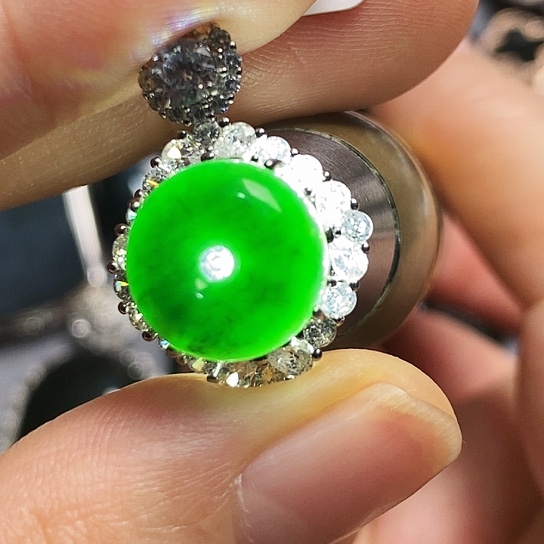 翡翠银S925镶嵌颈饰