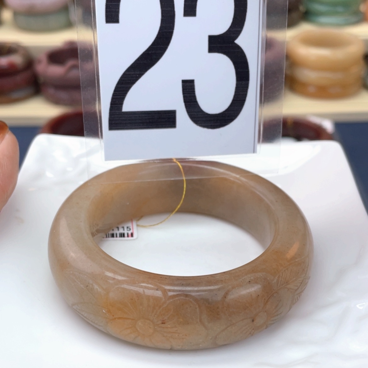 【闪购商品】石英质玉手镯未镶嵌