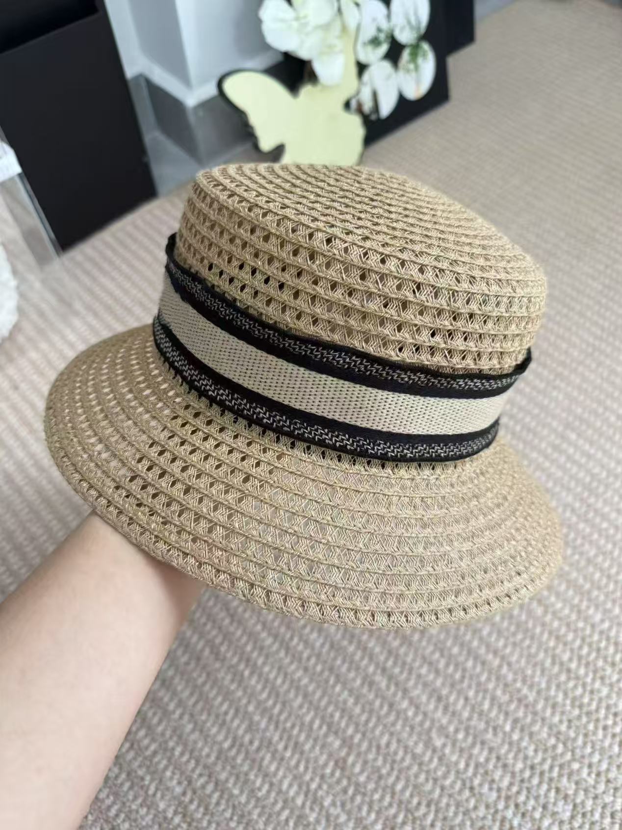 {德奢4号店}  沙滩帽（小马挂件）