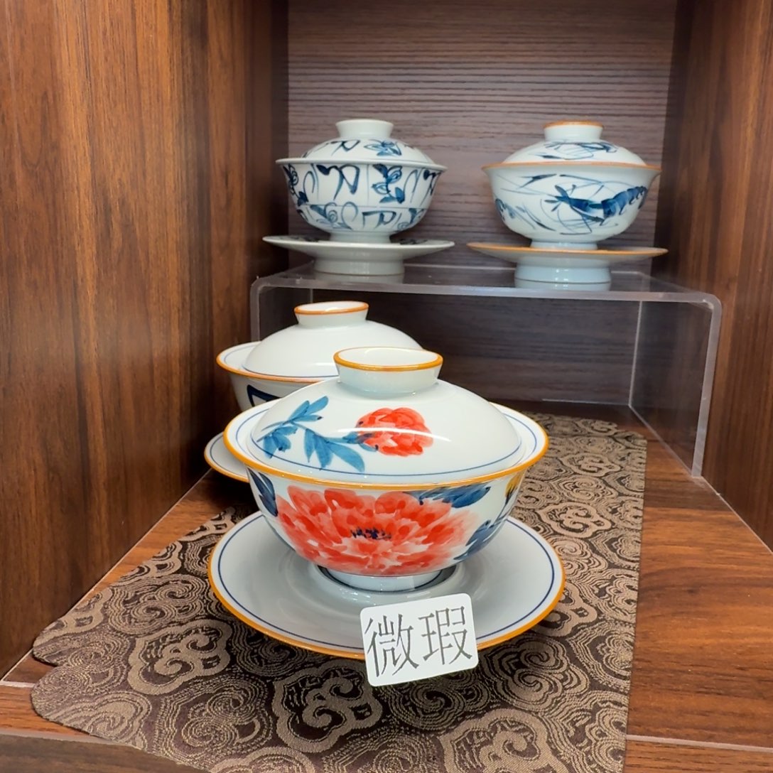 釉下手绘茶具微瑕