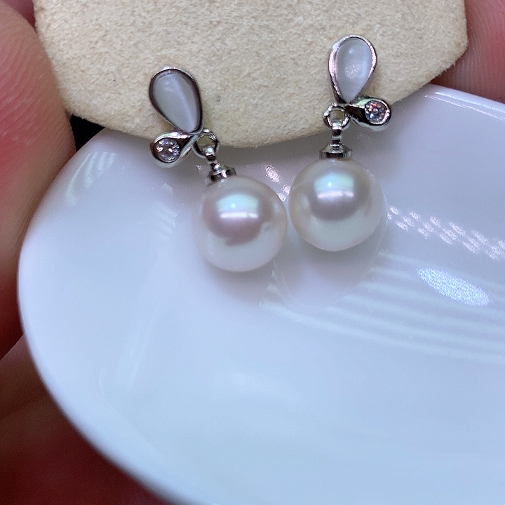 银S925镶嵌耳饰淡水珍珠