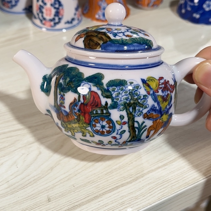 瓷片景德镇陶瓷茶壶。
