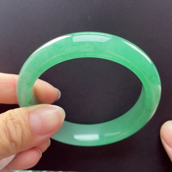 石英质玉手镯未镶嵌53-54