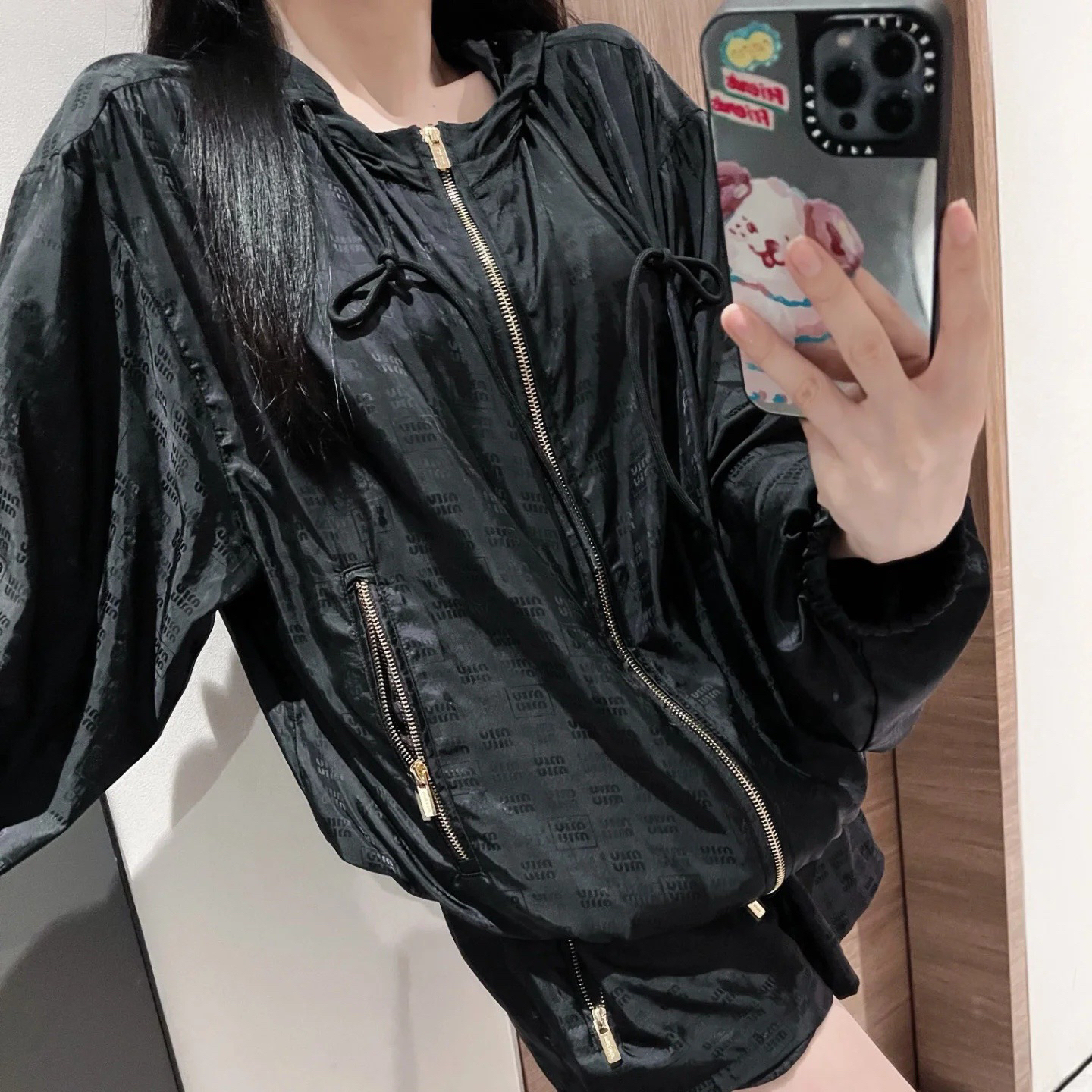 99新 MIU MIU/缪缪 24SS 满印黑金拉链夹克 38码