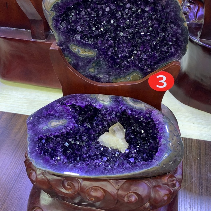 紫晶大型摆件（非配饰）未镶嵌晶