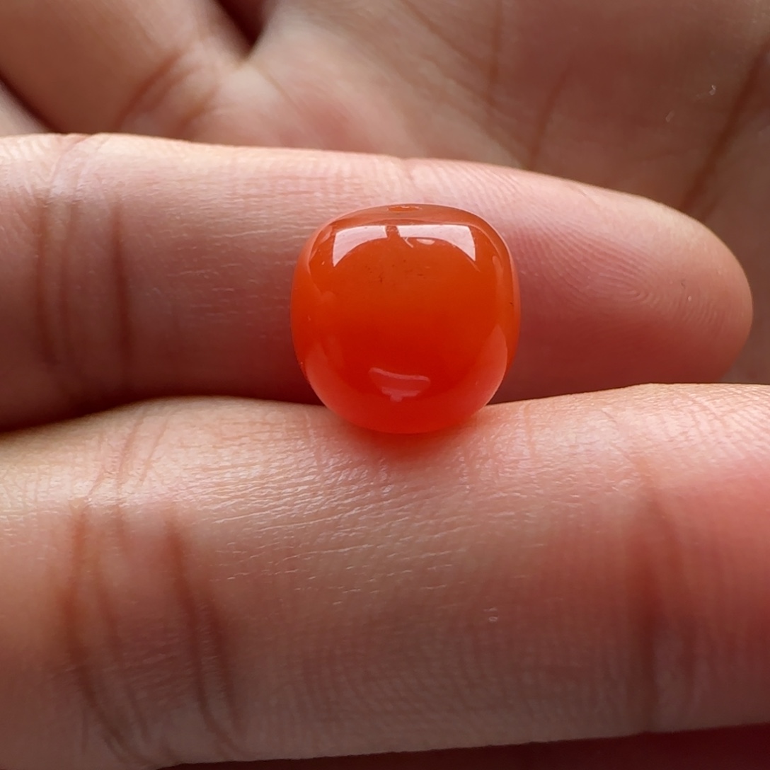 棒***冰南红玛瑙未镶嵌老型10.2×9.6白纹