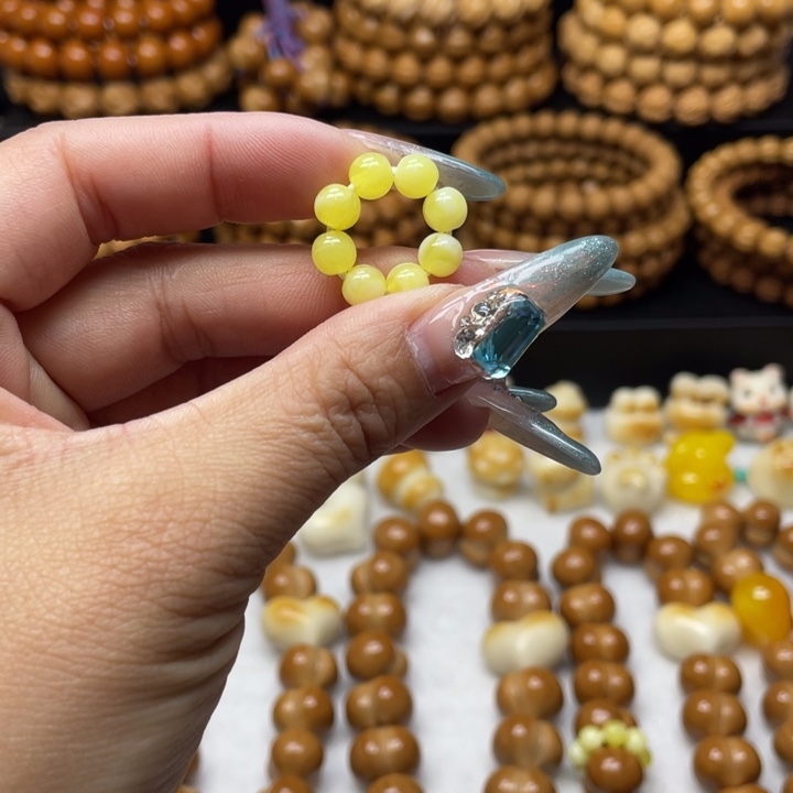 *****猴头核桃手串黄卡环