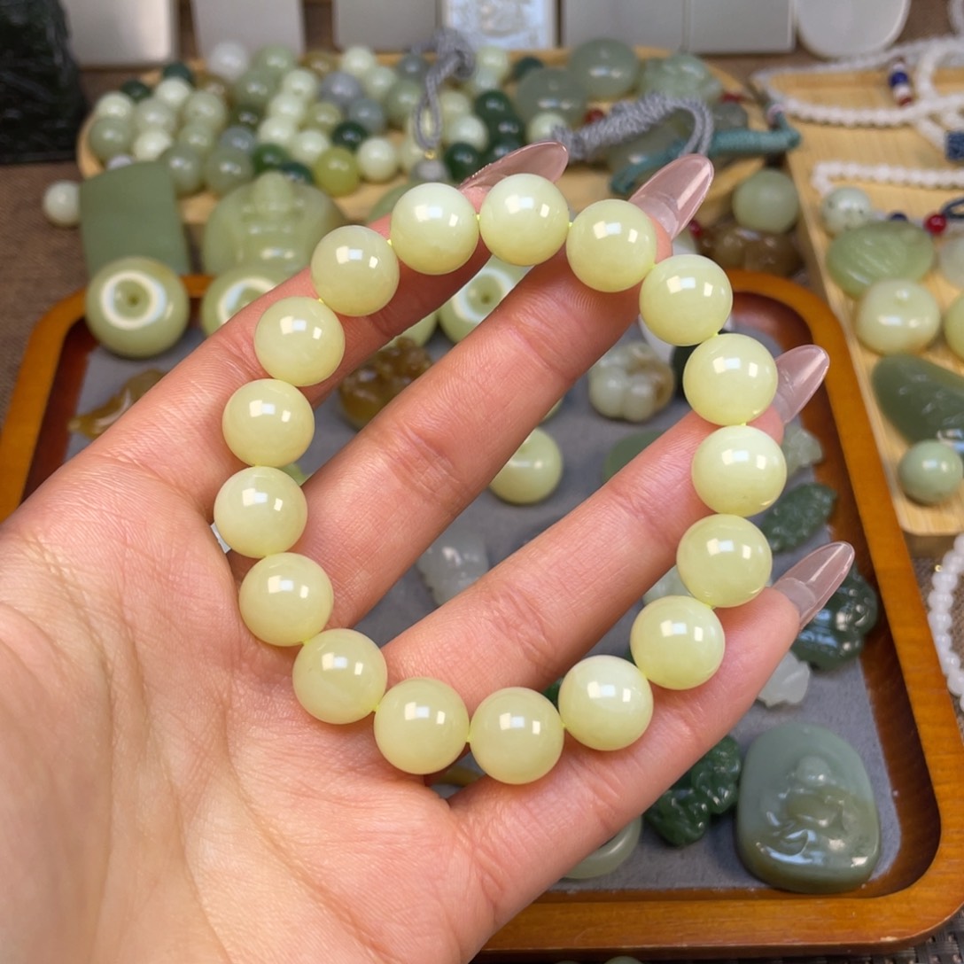 和田玉手串未镶嵌