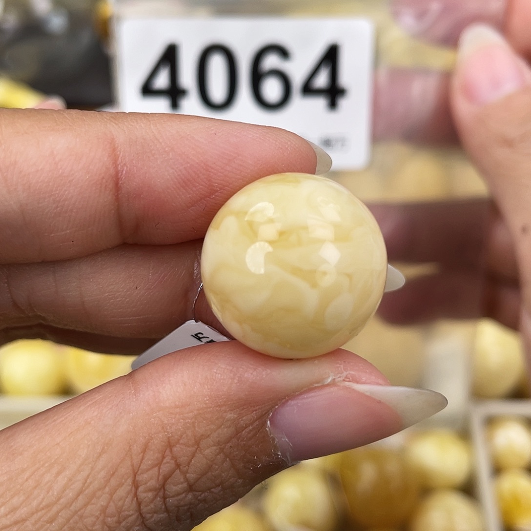 蜜蜡未镶嵌裸石19.2粉