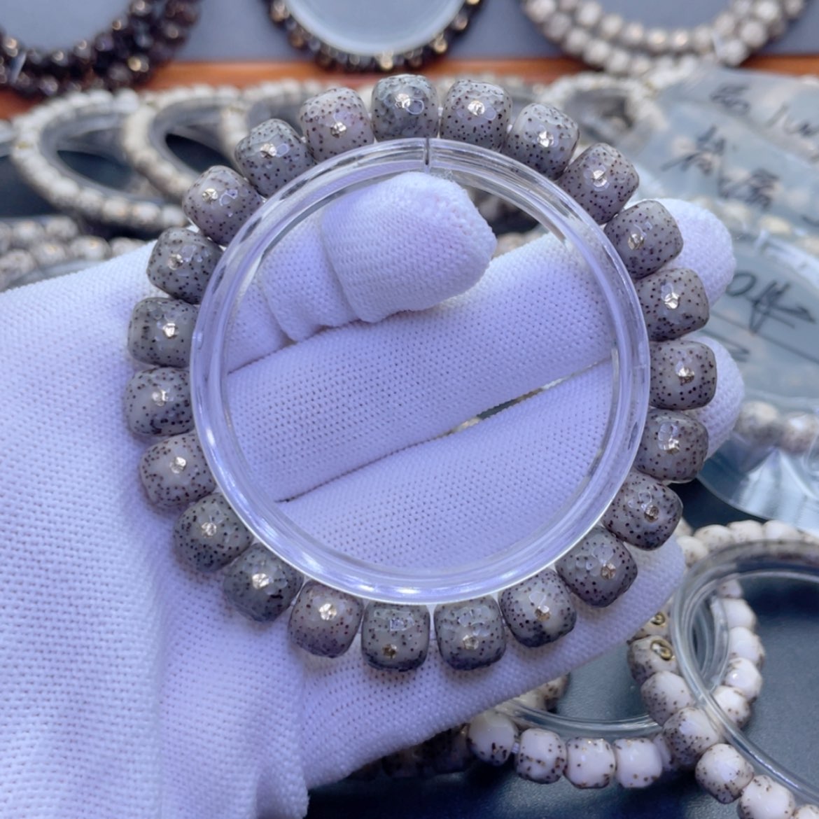 【闪购商品】星月菩提手串满钉糯冰龙鳞