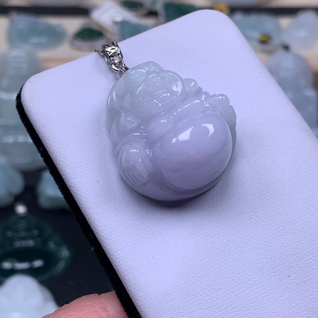 翡翠未镶嵌颈饰佛公