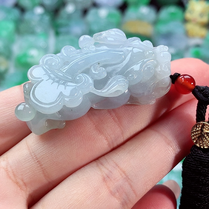 颈饰未镶嵌翡翠希*妈翡翠