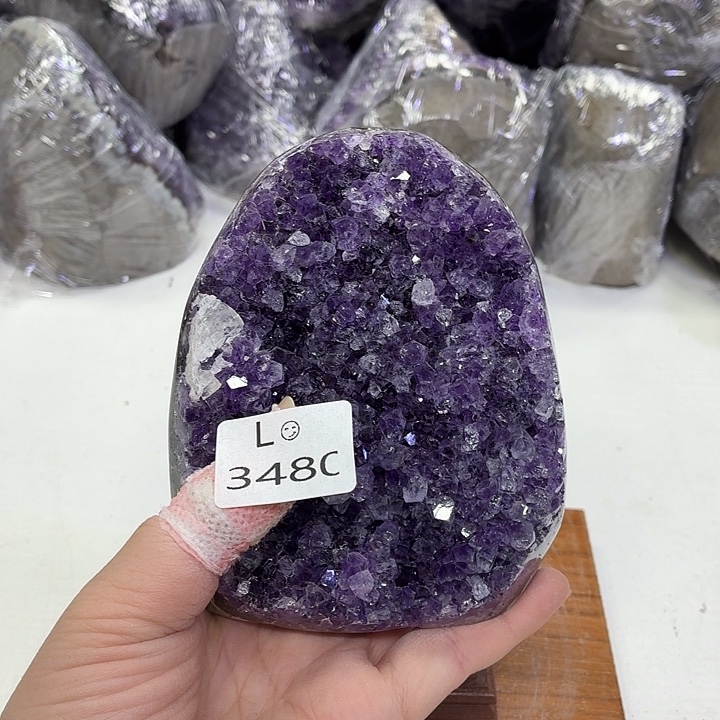 水晶摆件未镶嵌天然紫水晶