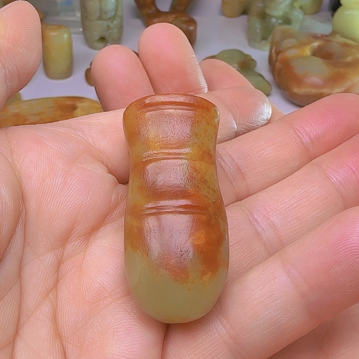 和田玉吊坠(不含链)未镶嵌