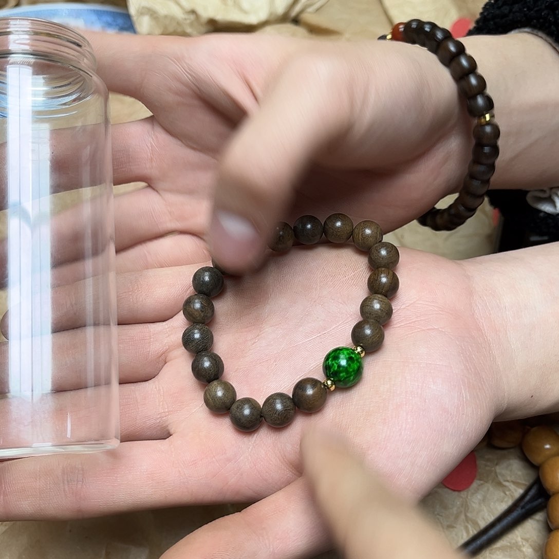 大叶紫檀（黑酸枝木类）