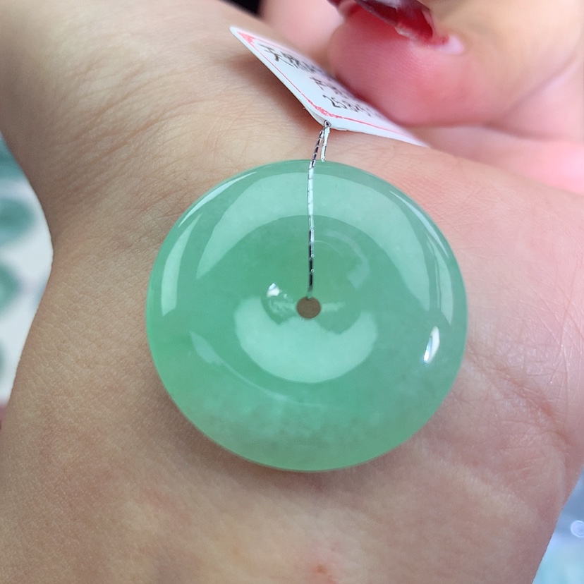 【闪购商品】翡翠吊坠(不含链)未镶嵌